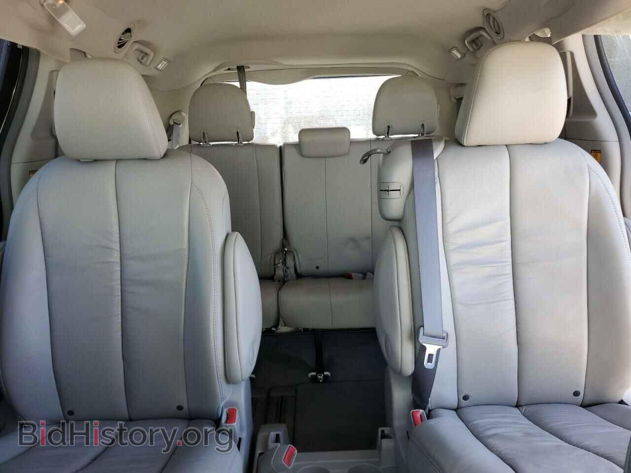 2011 TOYOTA All Models - VIN: 5TDYK3DC9BS130104 - Фото 10