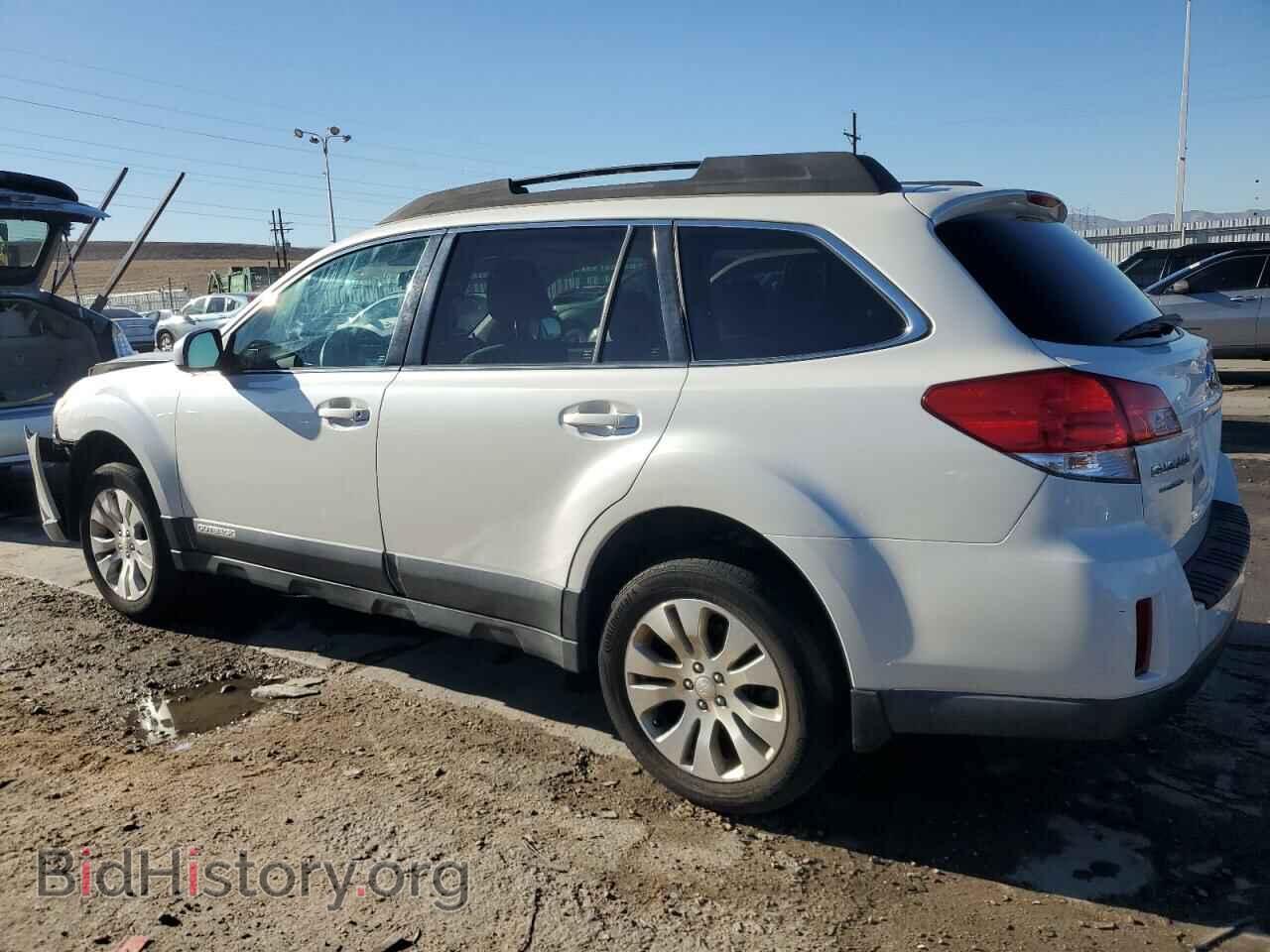 2011 SUBARU OUTBACK - VIN: 4S4BRBCC6B3432122 - Фото 2