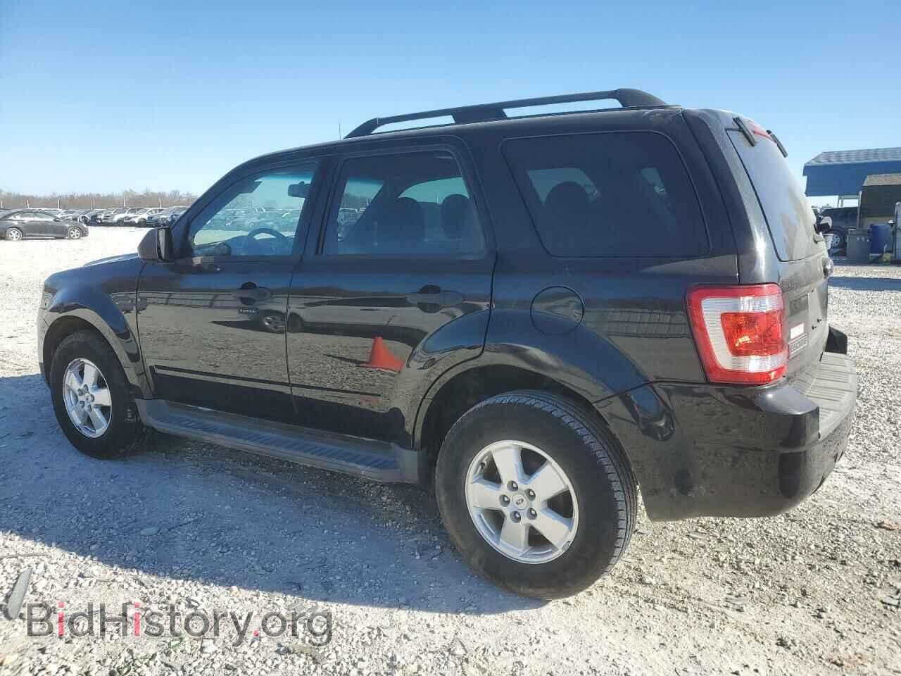 2011 FORD ESCAPE - VIN: 1FMCU0D73BKC10510 - Фото 2