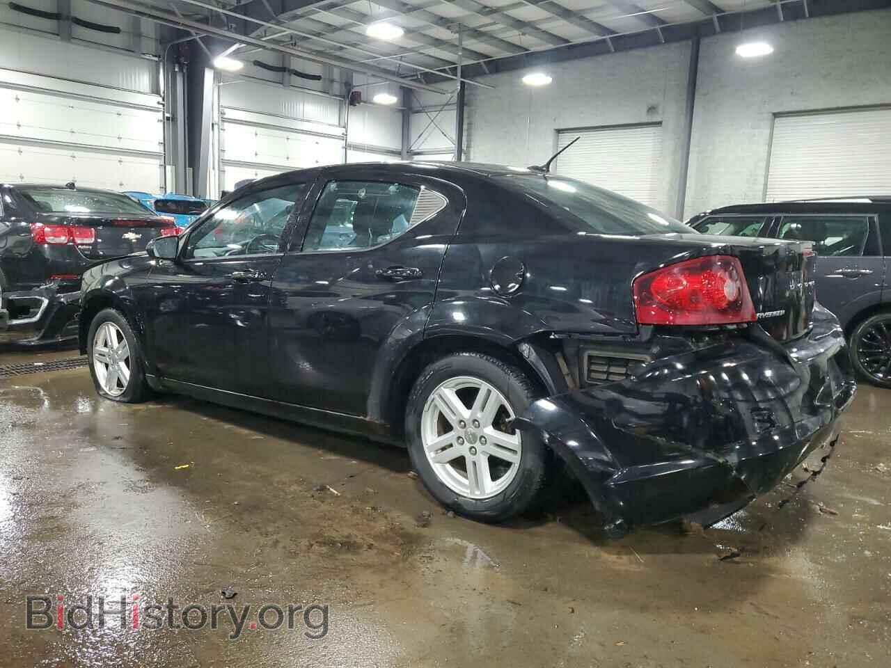 2011 DODGE AVENGER - VIN: 1B3BD1FB4BN561823 - Фото 2