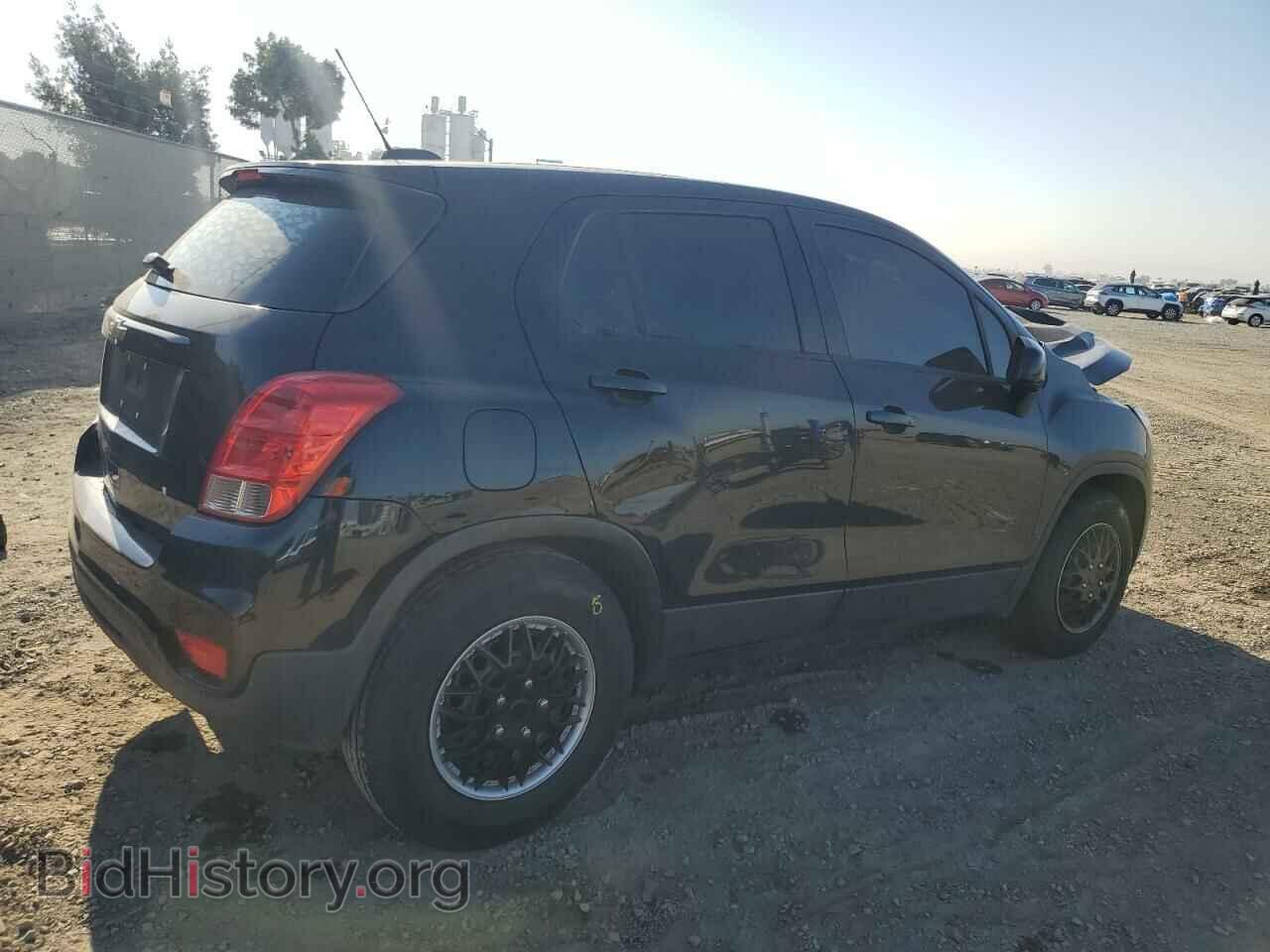 2017 CHEVROLET TRAX - VIN: 3GNCJKSB3HL288395 - Фото 3