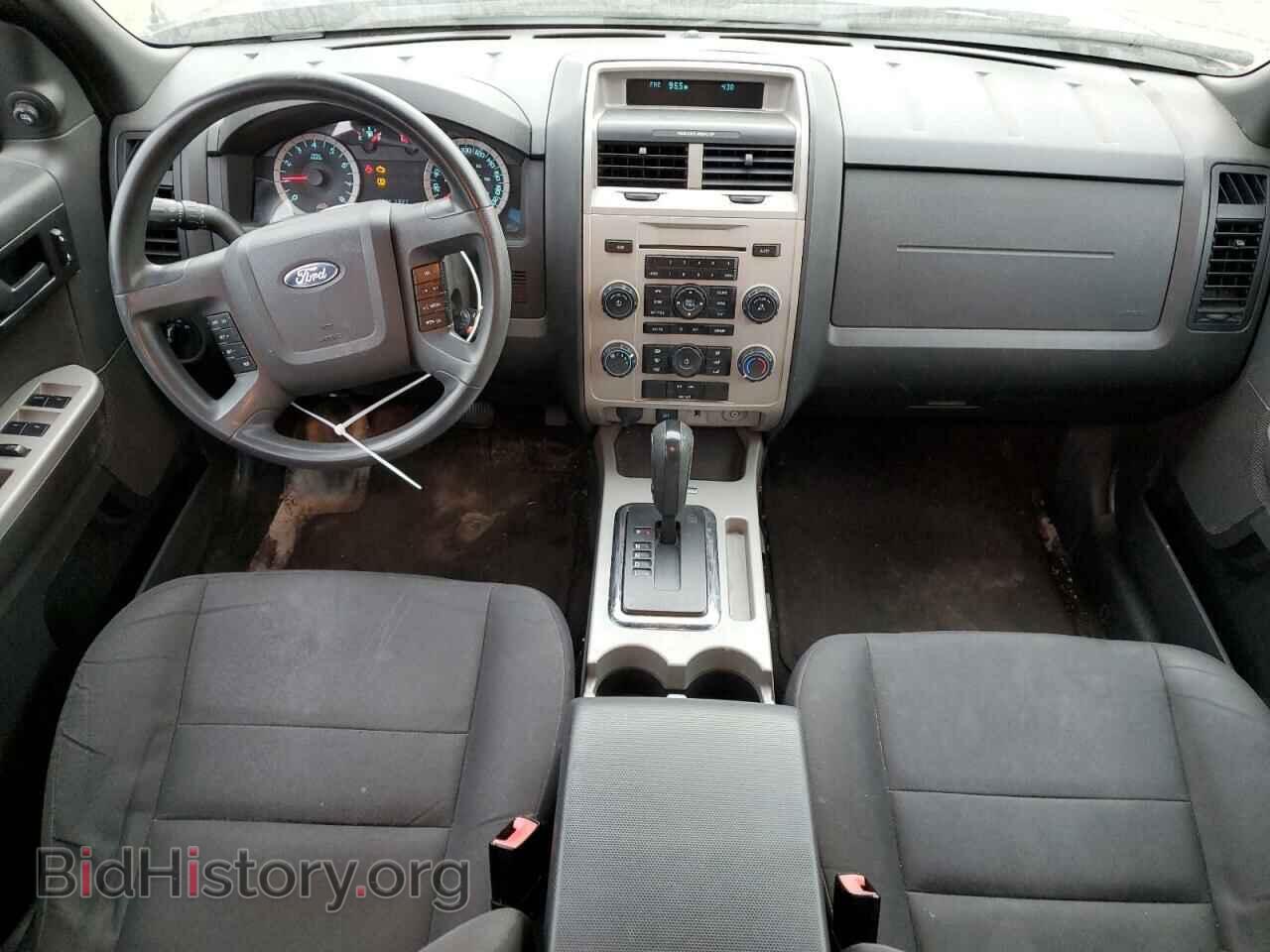 2011 FORD ESCAPE - VIN: 1FMCU0D7XBKC45061 - Фото 8