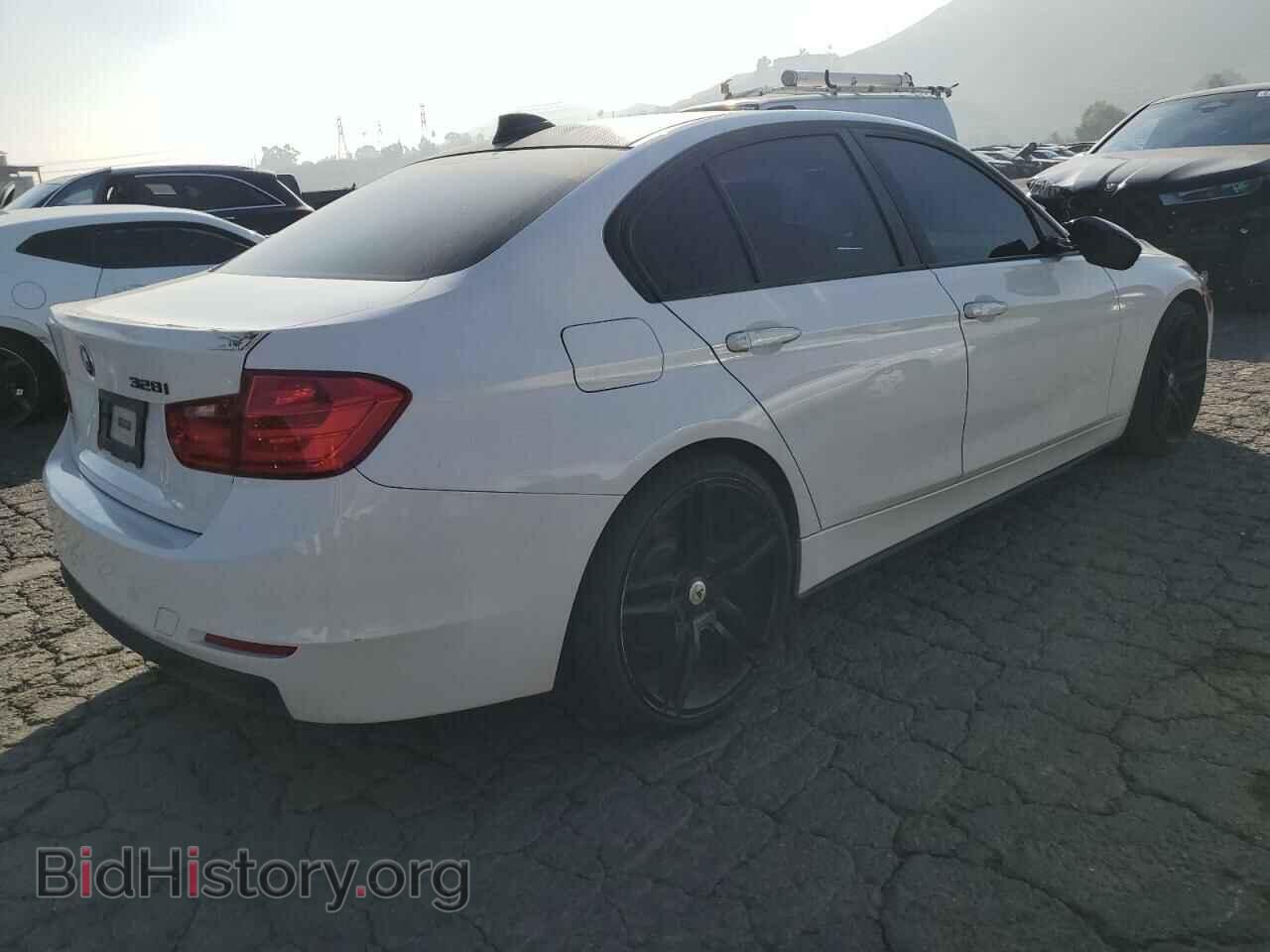 2013 BMW 3 SERIES - VIN: WBA3C1C56DF436322 - Фото 3