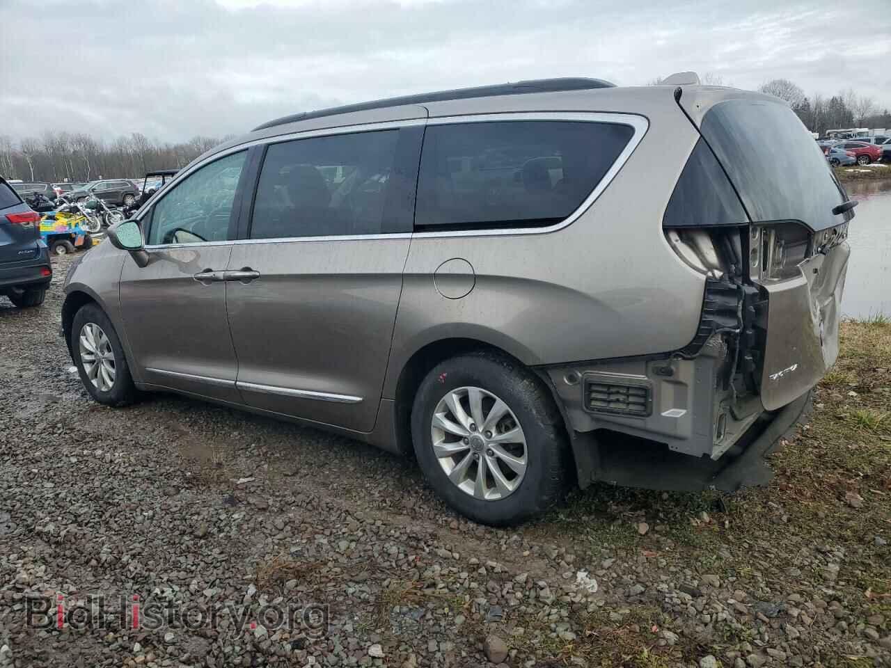 2017 CHRYSLER PACIFICA - VIN: 2C4RC1BG1HR534799 - Photo 2