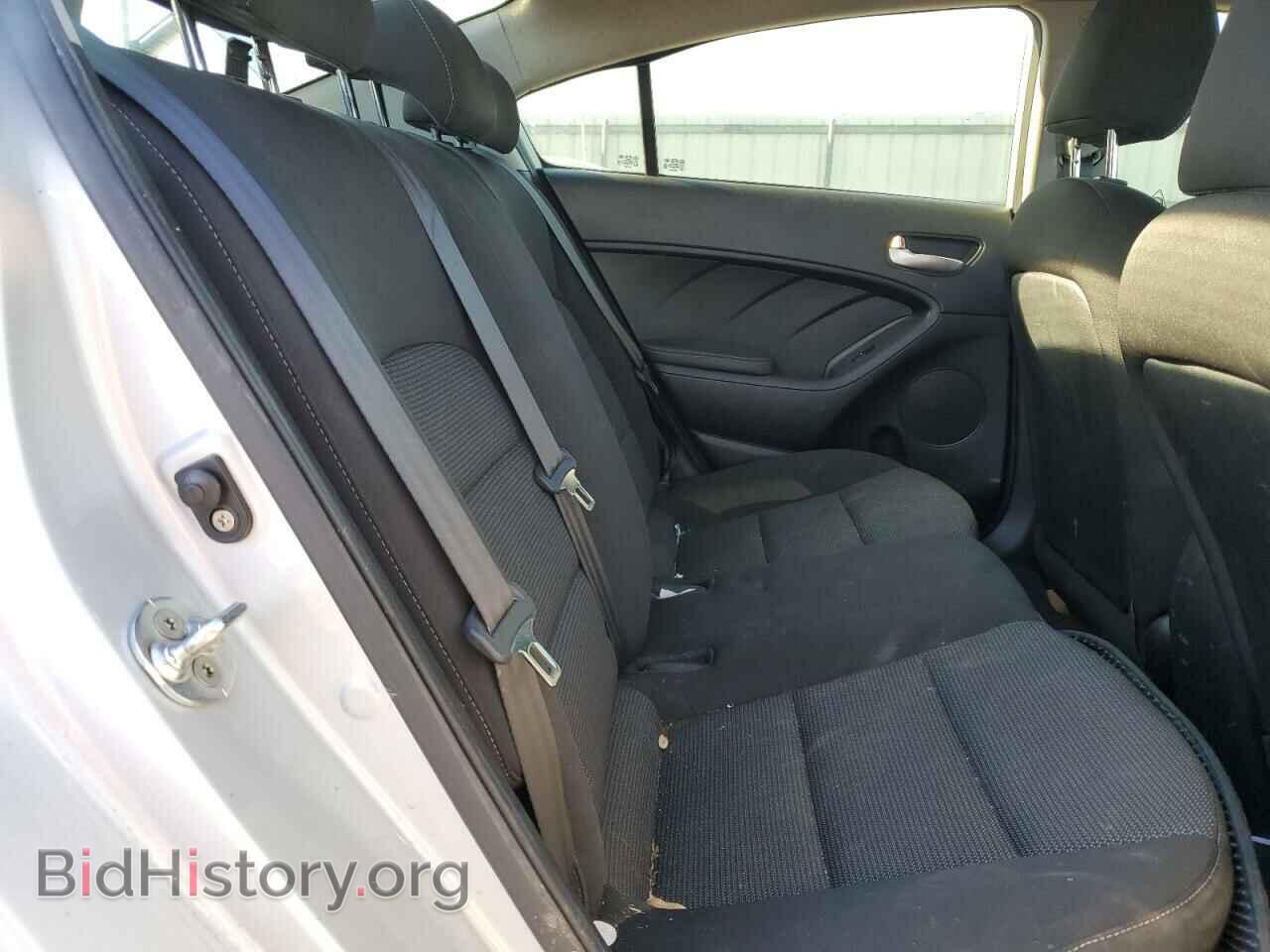 2017 KIA FORTE - VIN: 3KPFK4A76HE028377 - Фото 10