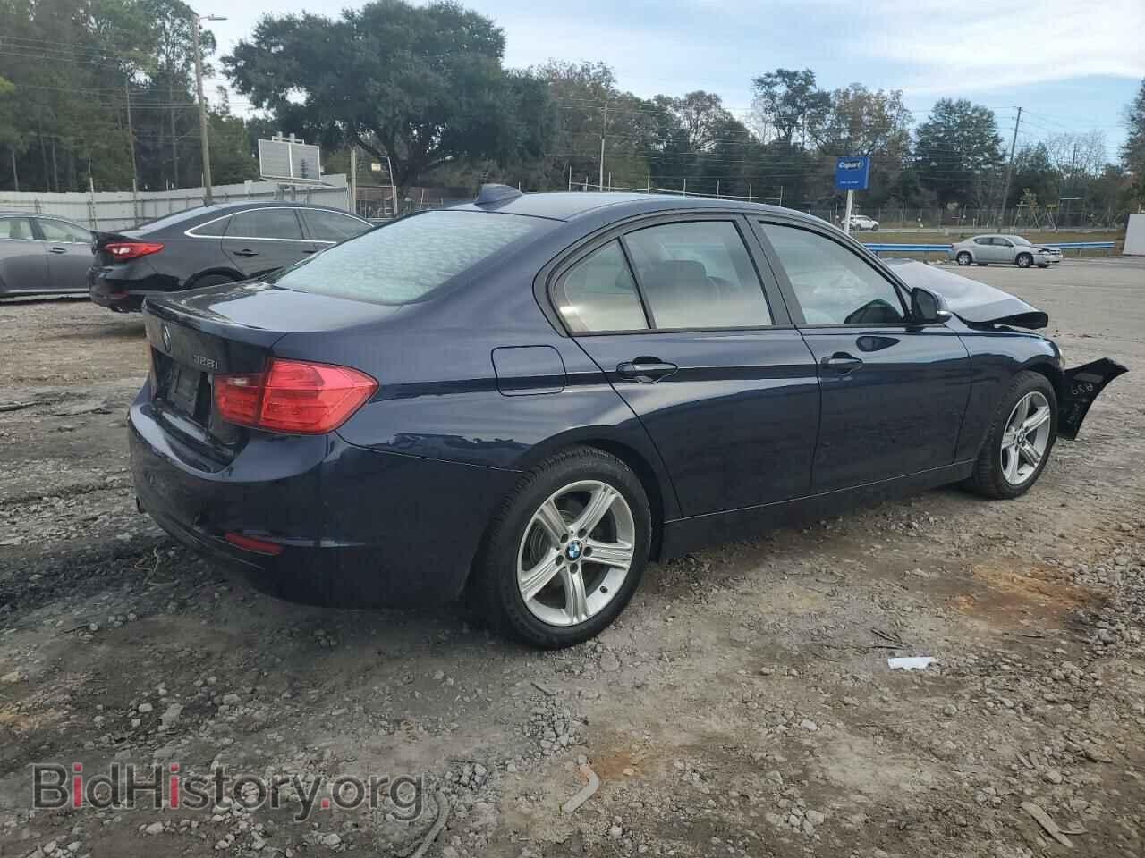 2012 BMW 3 SERIES - VIN: WBA3A5C54CF347117 - Фото 3