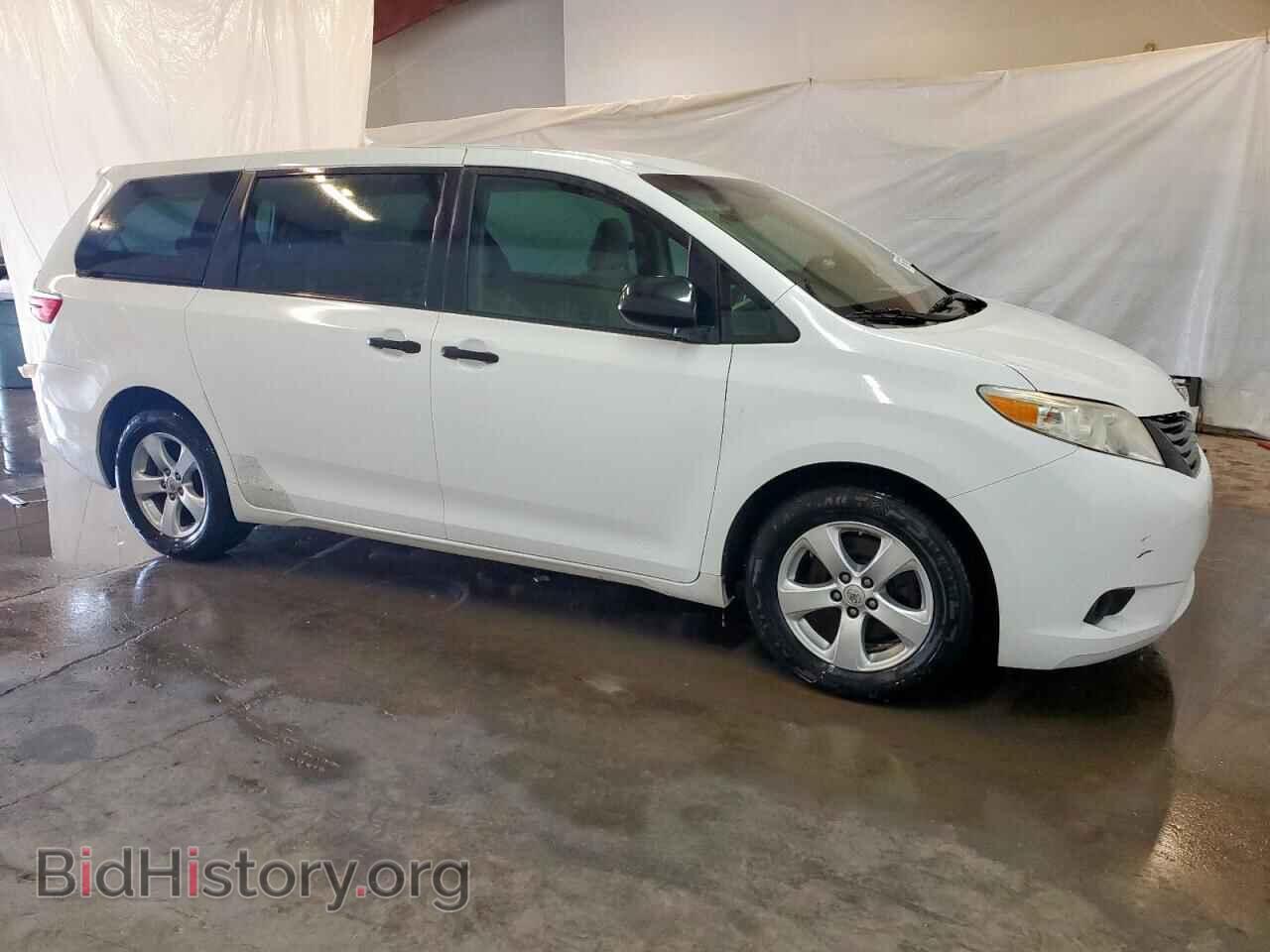 2017 TOYOTA All Models - VIN: 5TDZZ3DC0HS828206 - Фото 4