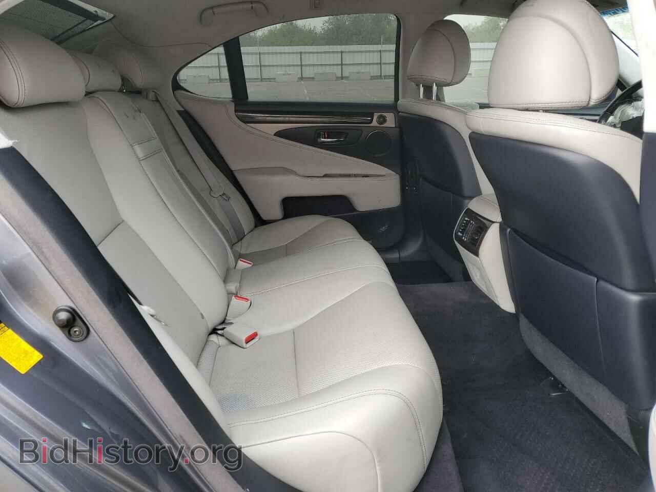 2013 LEXUS LS460 - VIN: JTHBL5EF8D5122901 - Photo 10