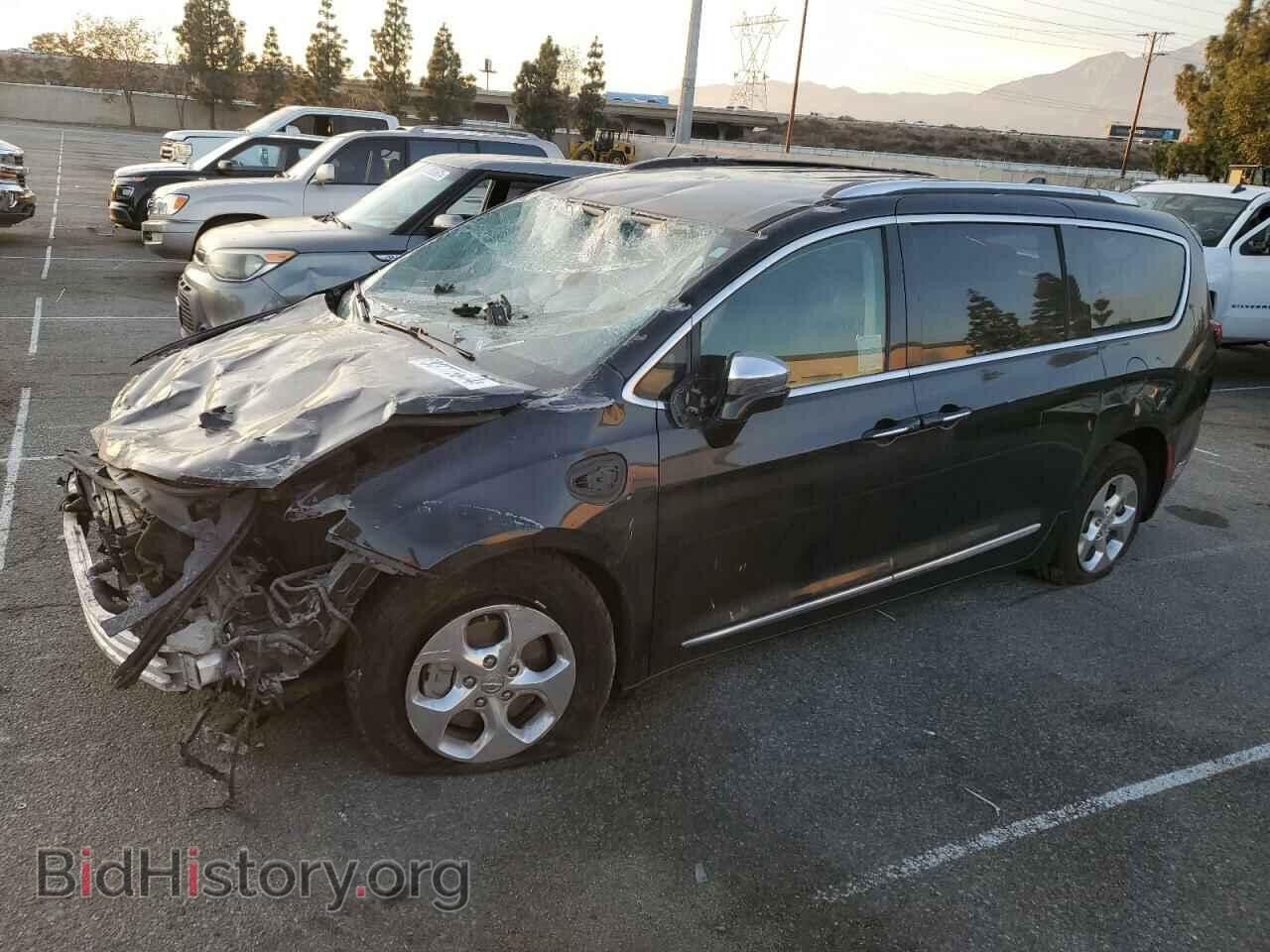 Фотография 2C4RC1N77JR358715 - CHRYSLER PACIFICA 2018