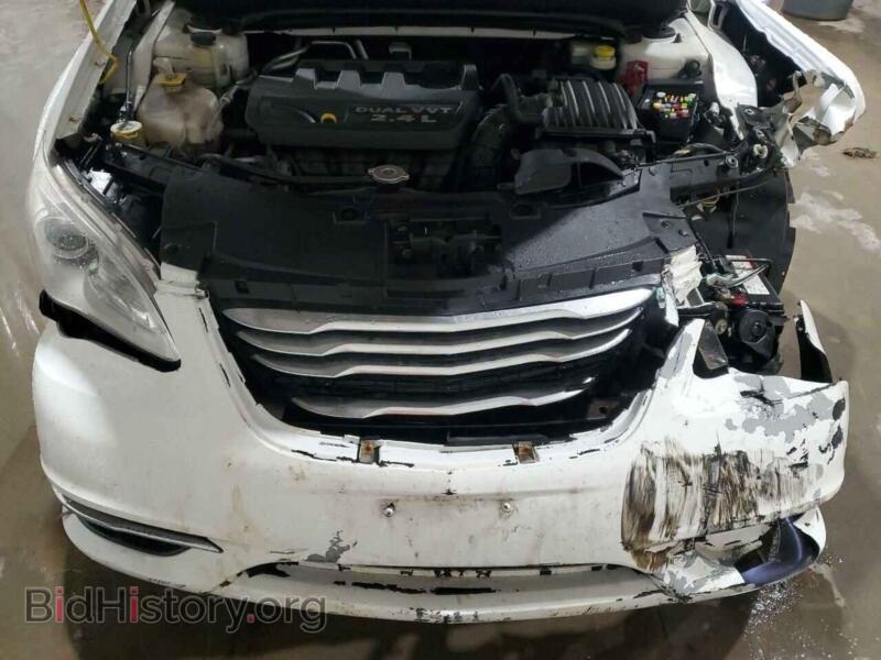 2013 Chrysler 200 (VIN 1C3CCBBB8DN734705) — фото 11 из 12