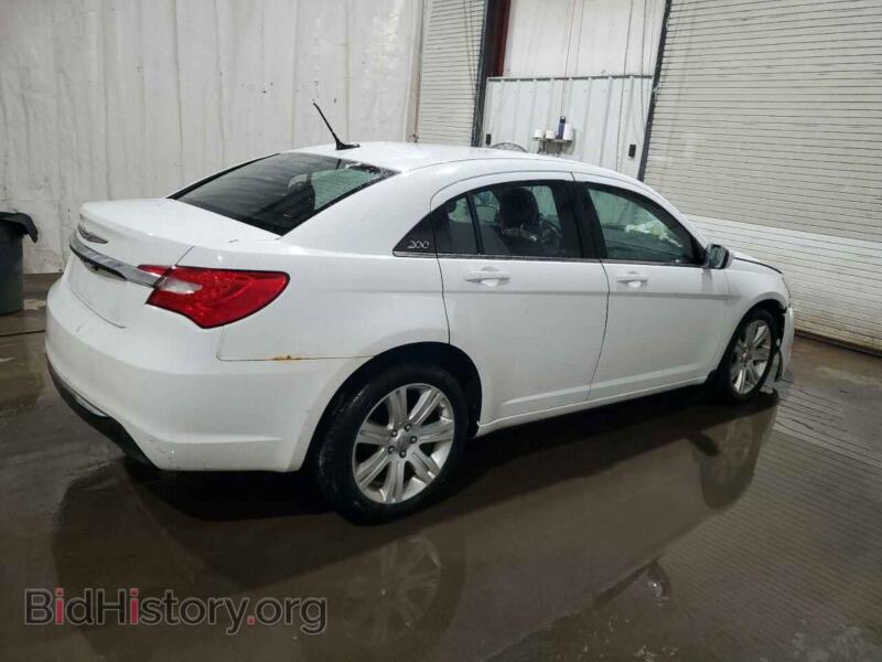 2013 Chrysler 200 (VIN 1C3CCBBB8DN734705) — фото 3 из 12
