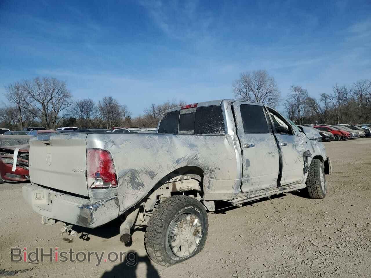2017 RAM All Models - VIN: 3C6UR5DL2HG620355 - Photo 3