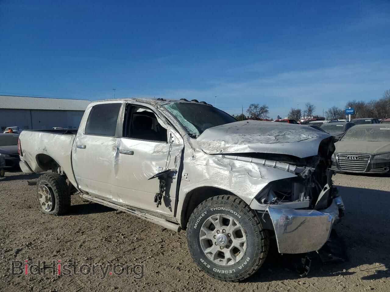2017 RAM All Models - VIN: 3C6UR5DL2HG620355 - Photo 4