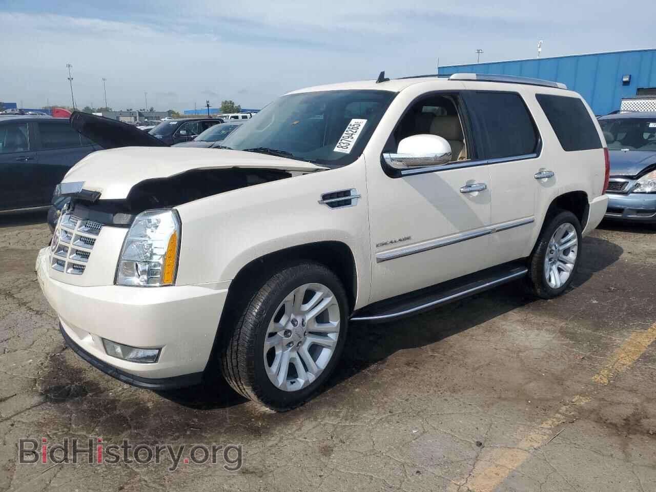Photo 1GYS4BEF5DR144807 - CADILLAC ESCALADE 2013