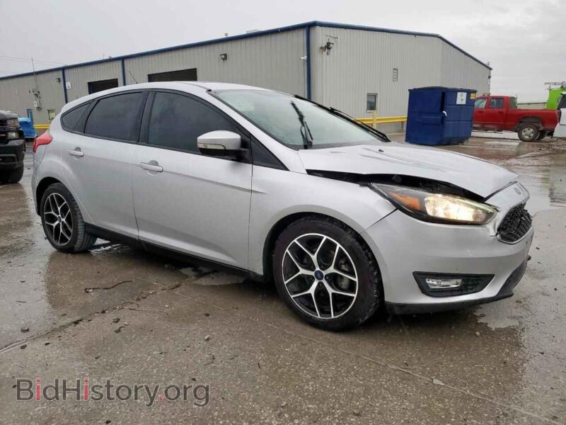 2017 Ford FOCUS (VIN 1FADP3M22HL255131) — photo 4 of 14