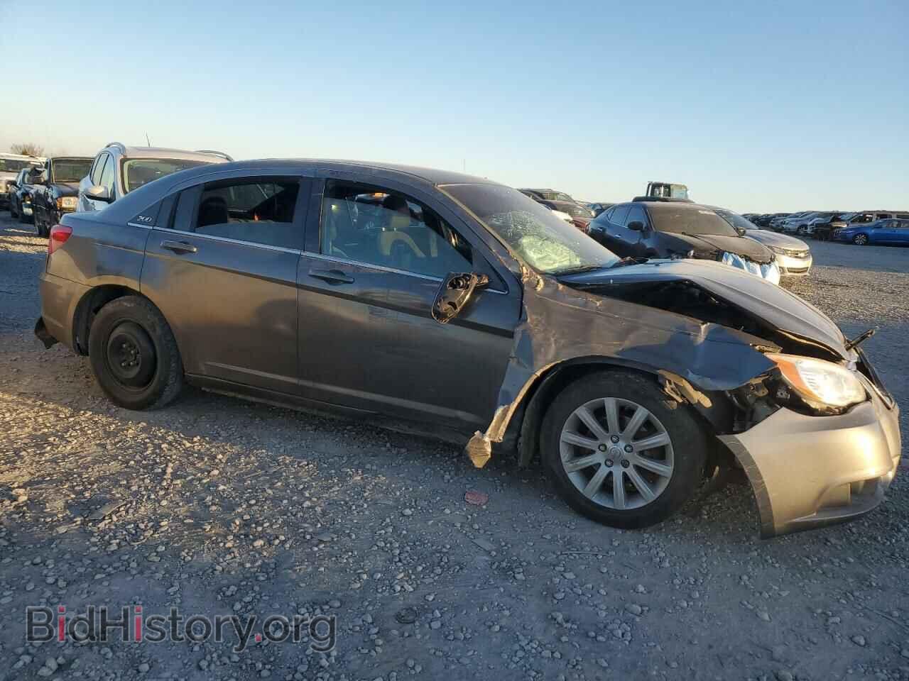 2012 CHRYSLER 200 - VIN: 1C3CCBBB7CN152111 - Фото 4