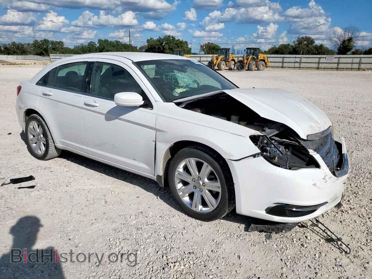 2013 CHRYSLER 200 - VIN: 1C3CCBBB2DN578340 - Фото 4