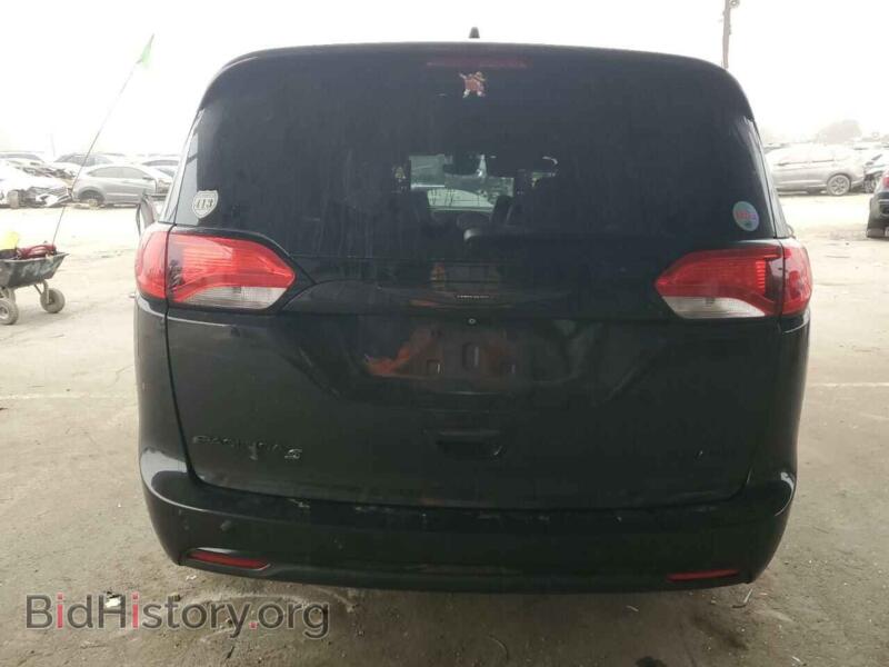 2018 Chrysler PACIFICA (VIN 2C4RC1GG4JR358202) — photo 6 of 13