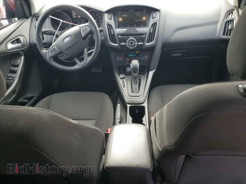 2017 Ford FOCUS (VIN 1FADP3M26HL208748) — фото 8 из 13