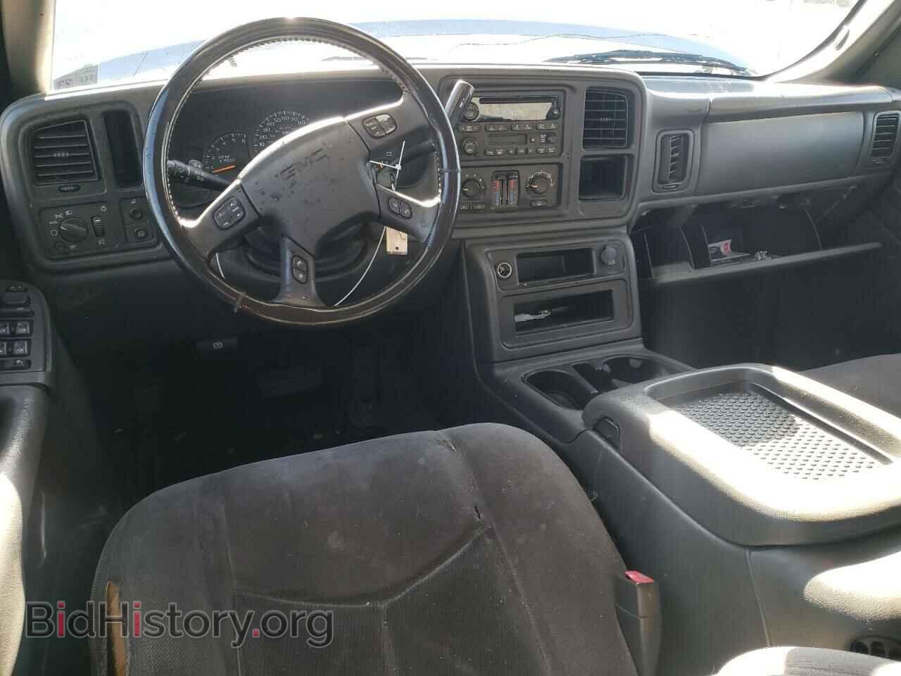 2005 GMC SIERRA - VIN: 2GTEC13T751390616 - Фото 8