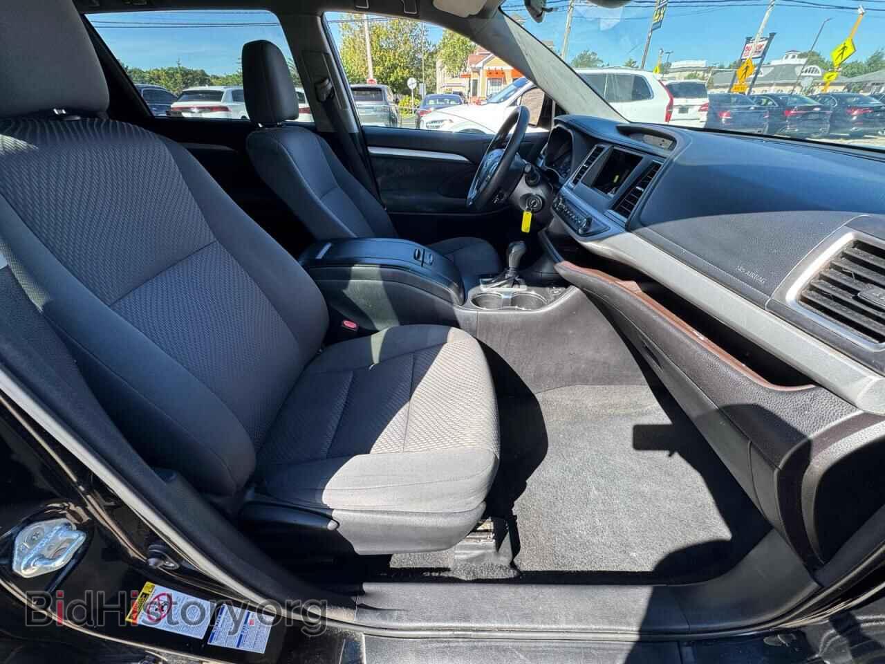 2018 TOYOTA HIGHLANDER - VIN: 5TDBZRFH5JS818211 - Фото 5