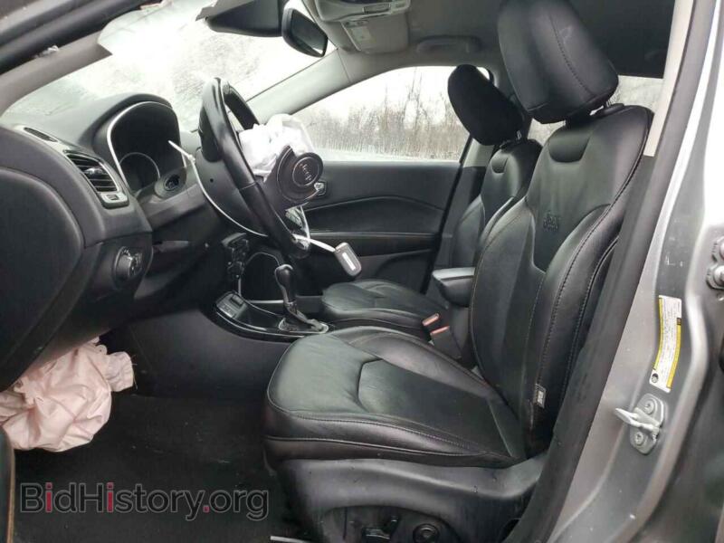 2020 Jeep COMPASS (VIN 3C4NJCCB9LT140301) — photo 7 of 13