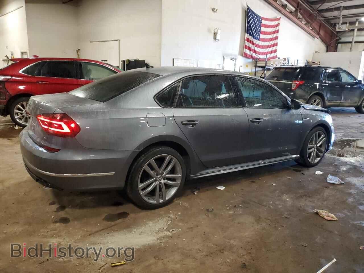 2018 VOLKSWAGEN PASSAT - VIN: 1VWAA7A39JC045308 - Фото 3