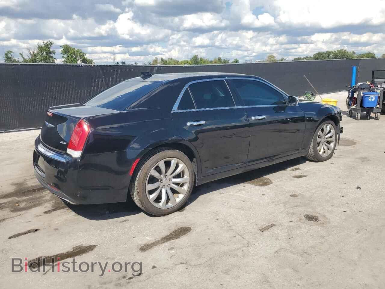 2019 CHRYSLER 300 - VIN: 2C3CCAEG5KH631412 - Фото 3