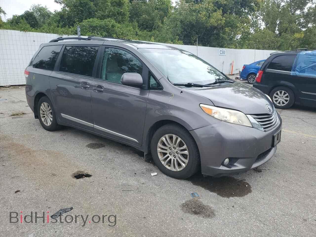 2011 TOYOTA All Models - VIN: 5TDYK3DC3BS148985 - Фото 4