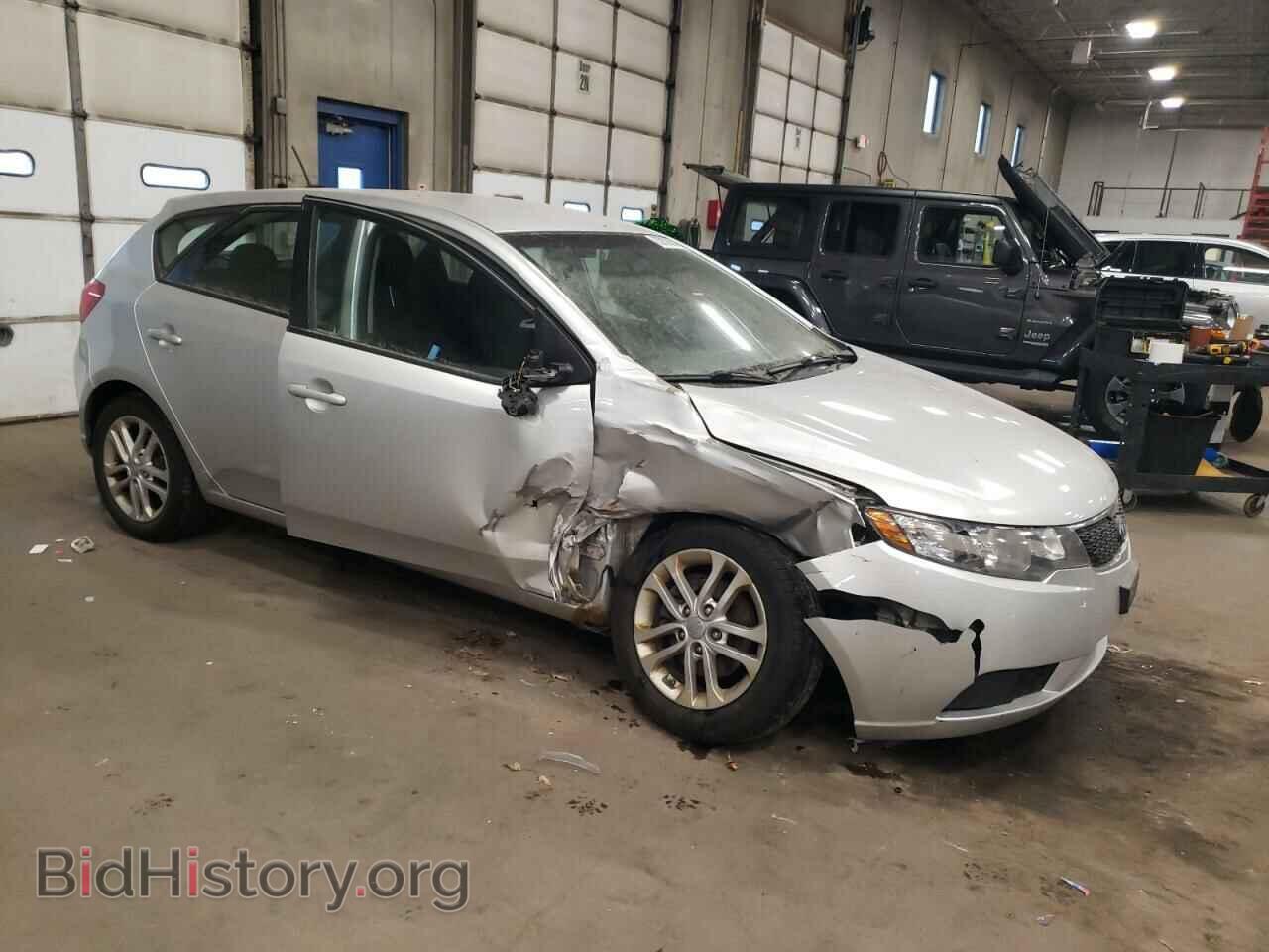 2011 KIA FORTE - VIN: KNAFU5A27C5476245 - Фото 4