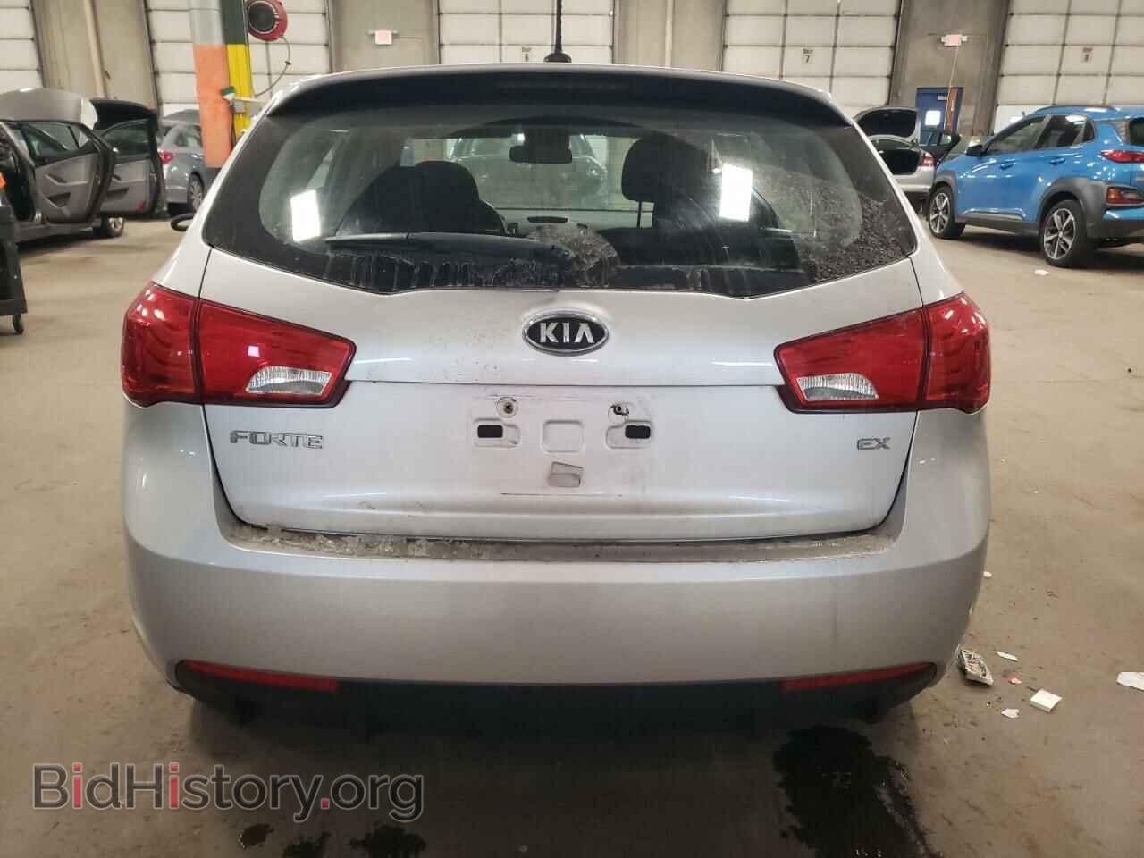 2011 KIA FORTE - VIN: KNAFU5A27C5476245 - Фото 6