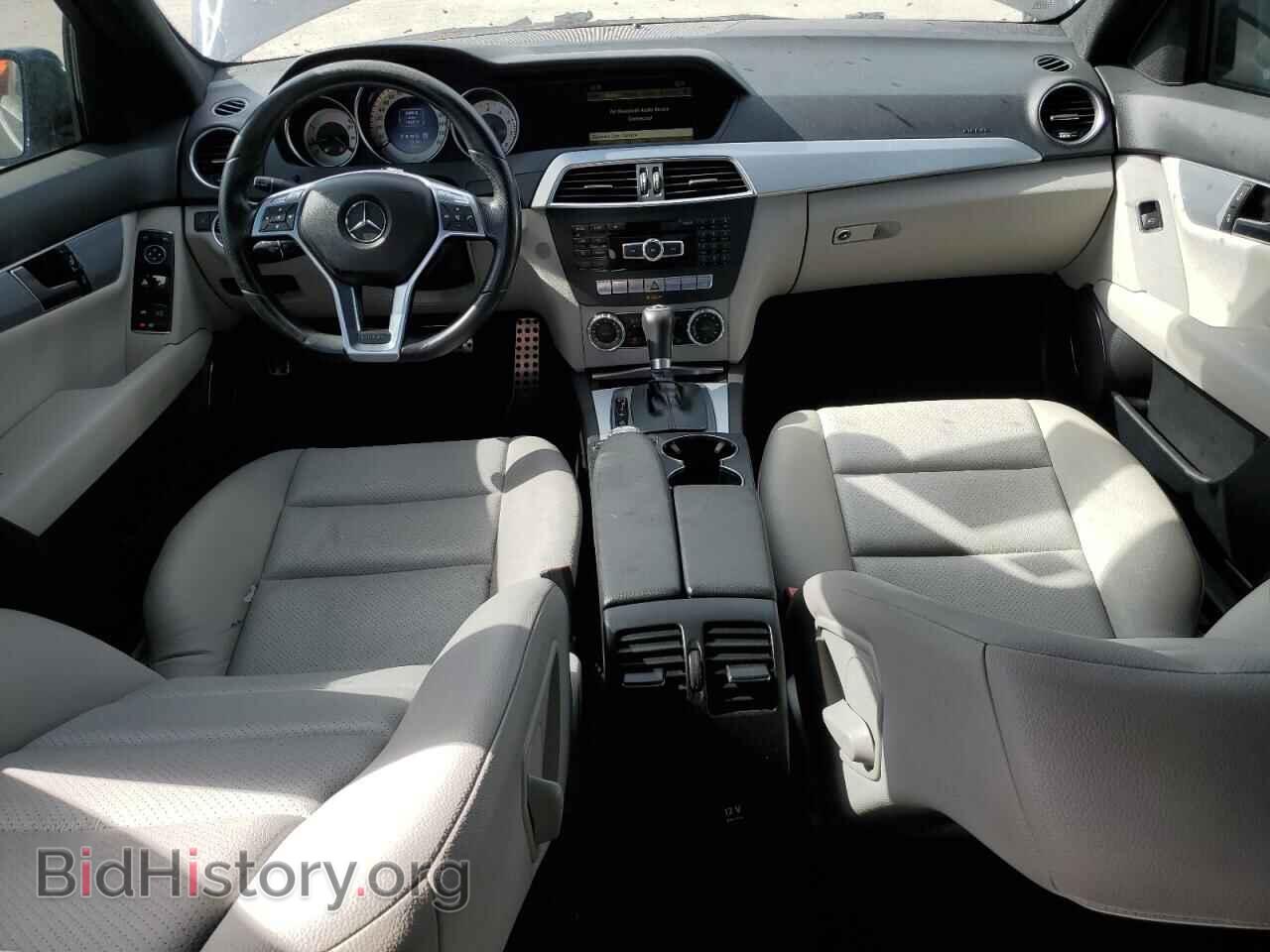 2012 MERCEDES-BENZ C-CLASS - VIN: WDDGF4HB5CA603962 - Фото 8