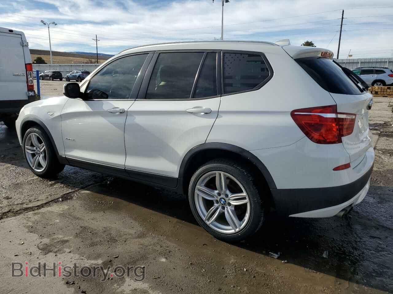 2011 BMW X3 - VIN: 5UXWX5C59BL706457 - Фото 2