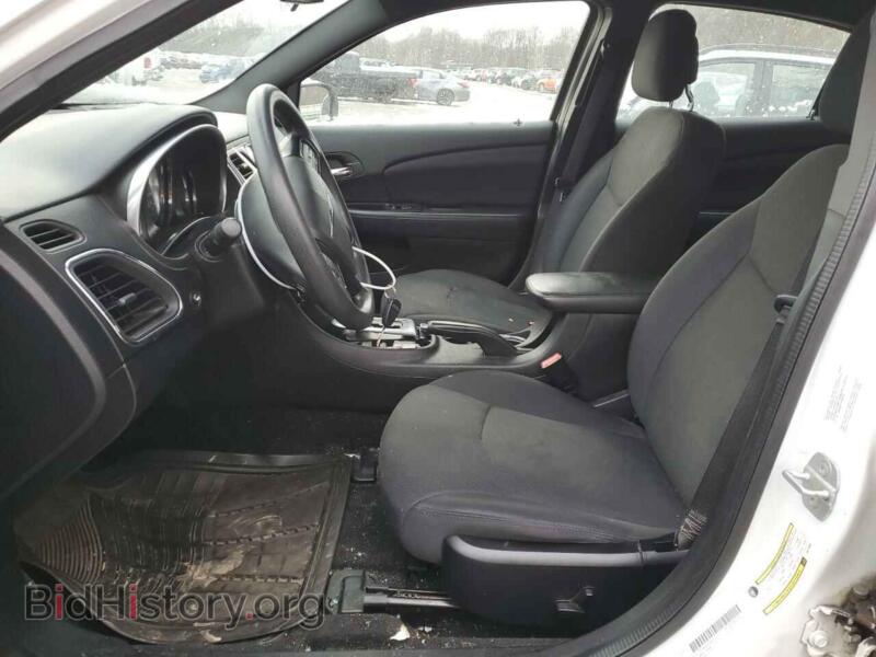 2013 Chrysler 200 (VIN 1C3CCBAG5DN726669) — фото 7 из 12