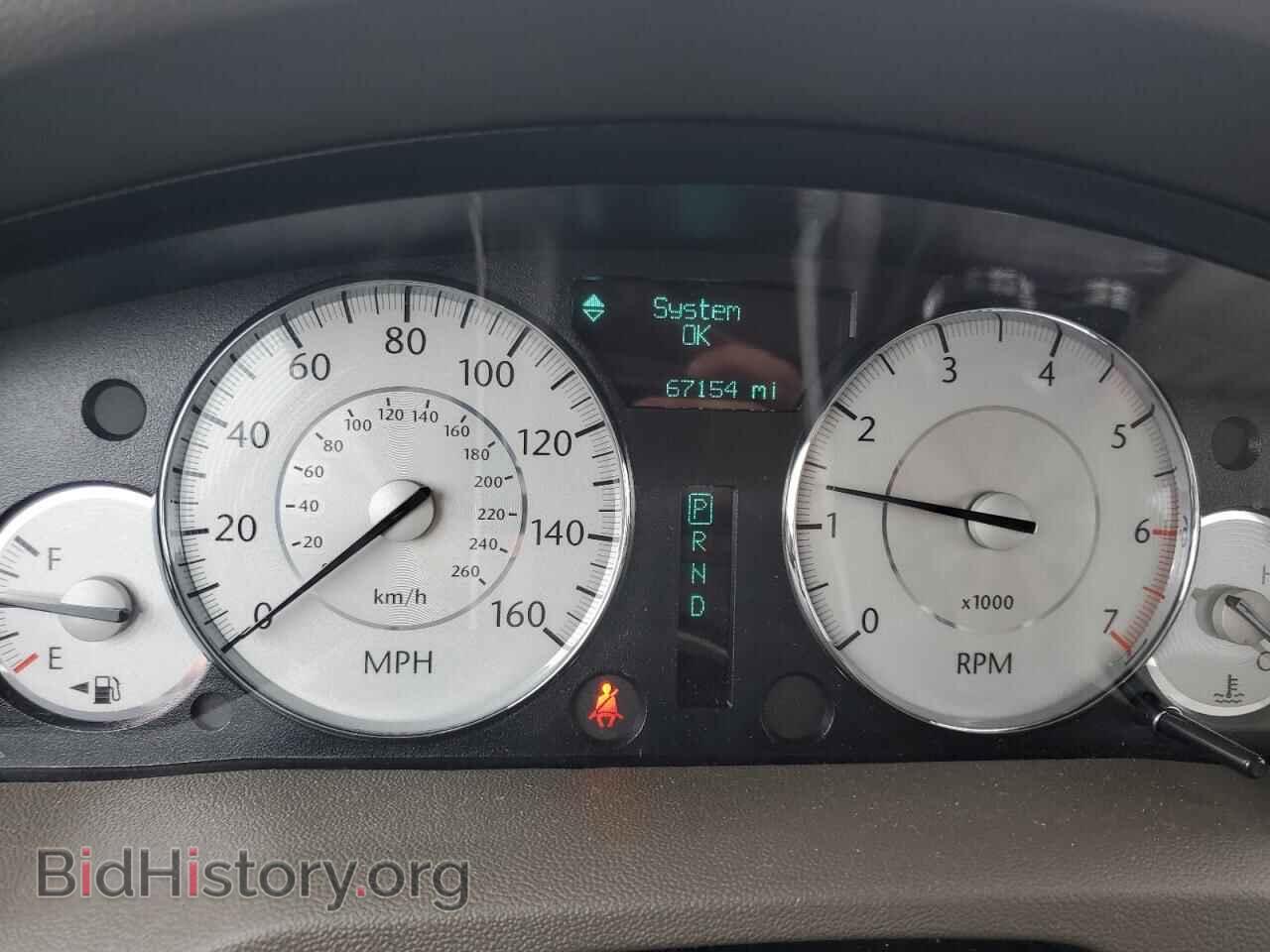 2010 CHRYSLER 300 - VIN: 2C3CA6CT2AH274580 - Photo 9
