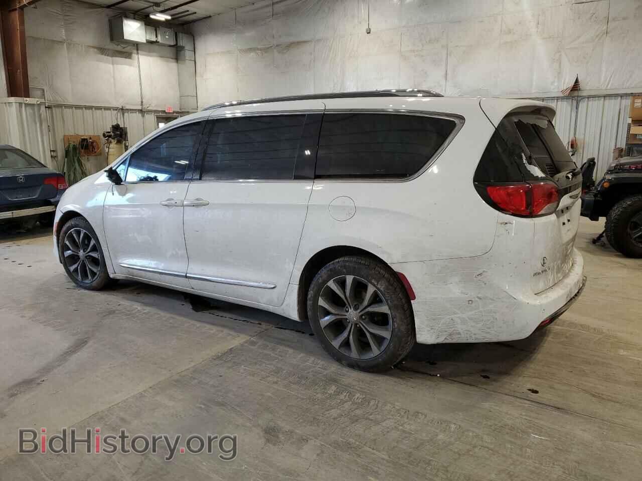 2017 CHRYSLER PACIFICA - VIN: 2C4RC1GG1HR835730 - Фото 2