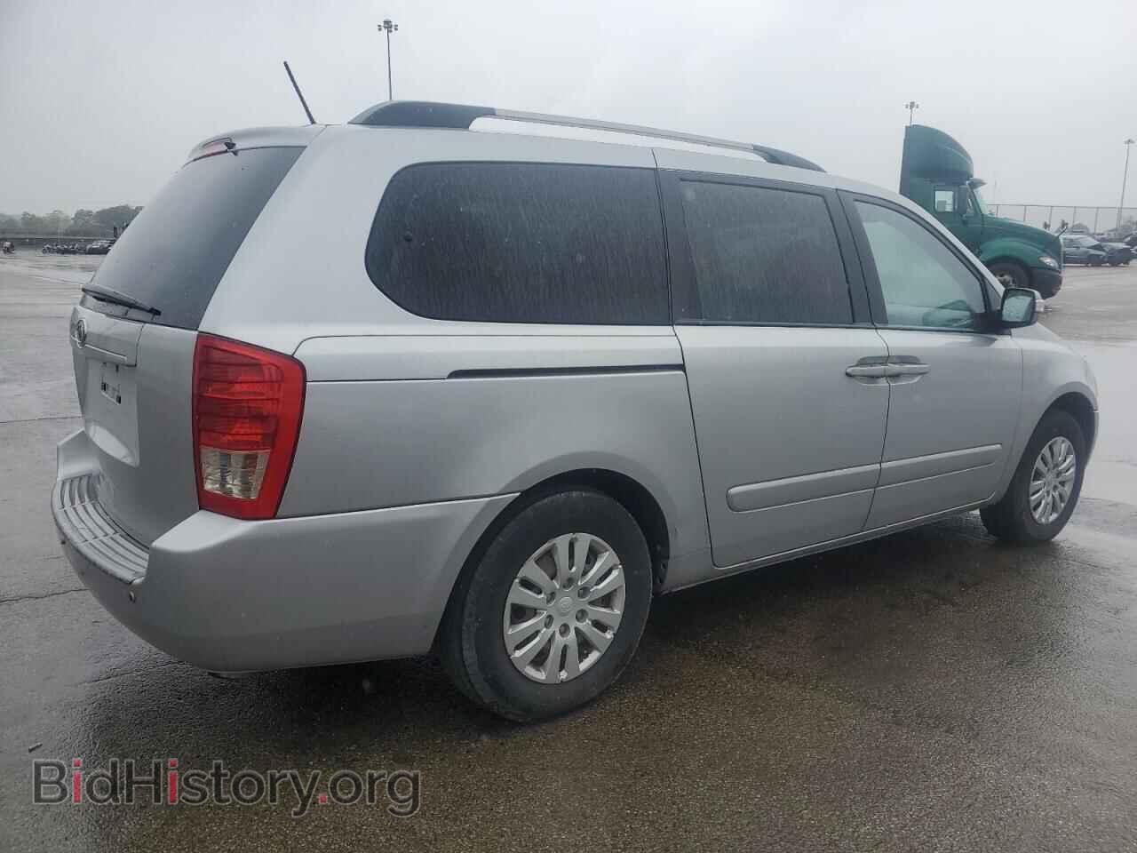 2011 KIA All Models - VIN: KNDMG4C7XB6378064 - Photo 3