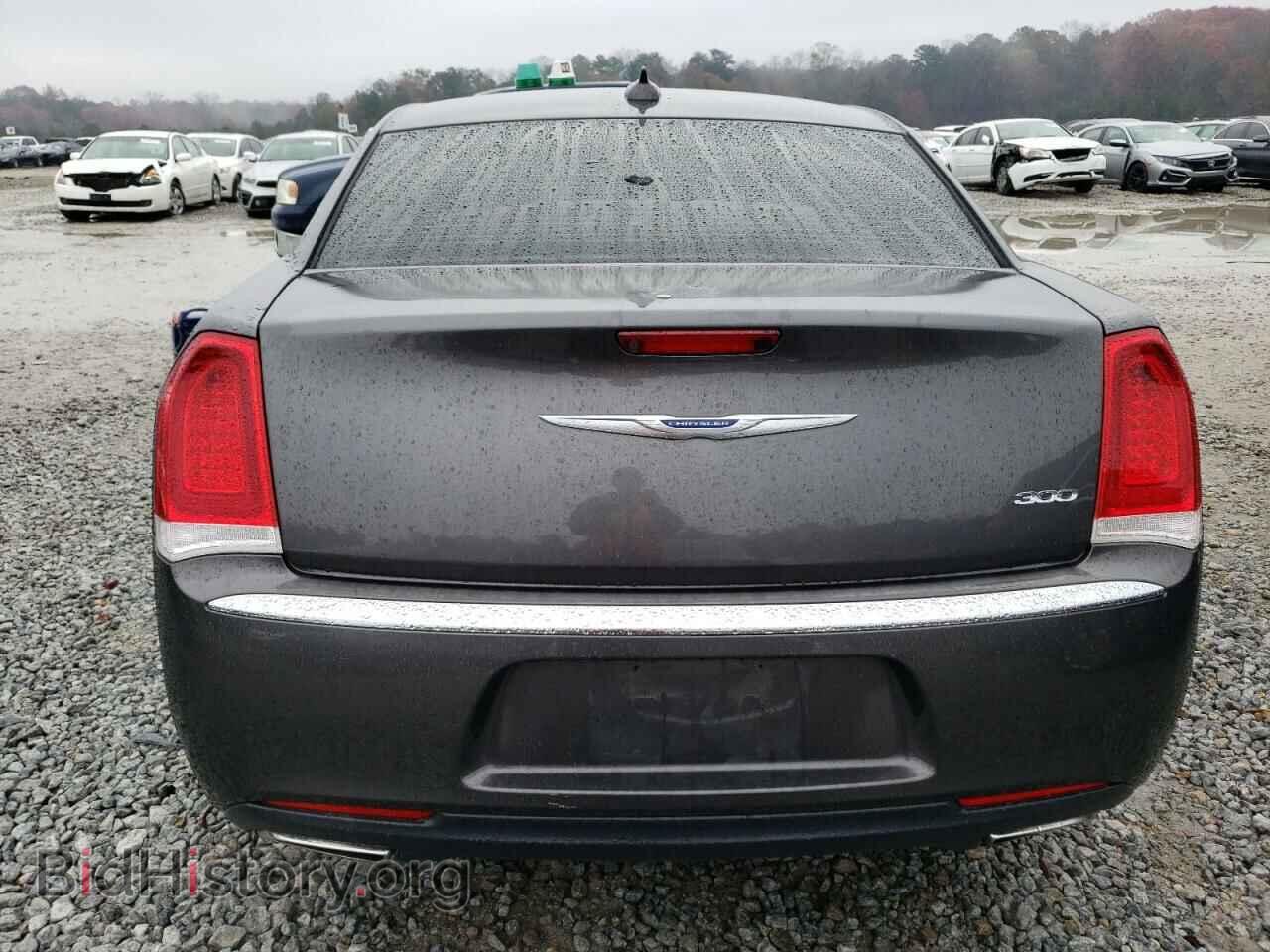 2019 CHRYSLER 300 - VIN: 2C3CCAEG4KH577648 - Фото 6
