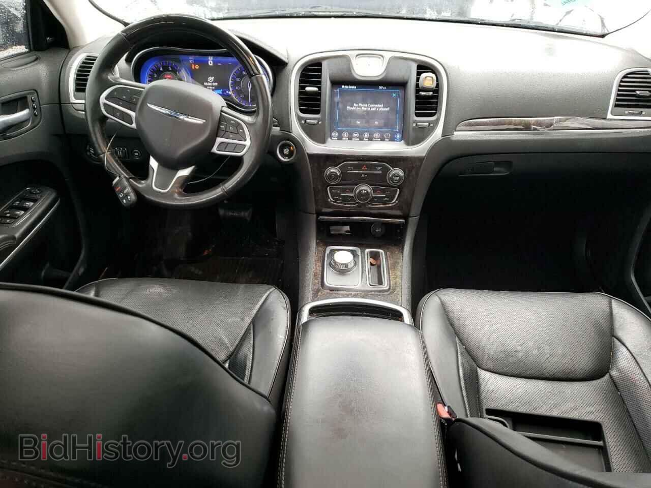 2019 CHRYSLER 300 - VIN: 2C3CCAEG4KH577648 - Фото 8