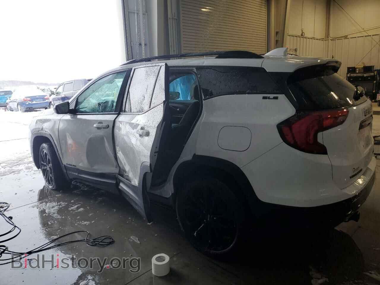 2019 GMC TERRAIN - VIN: 3GKALTEVXKL394912 - Photo 2