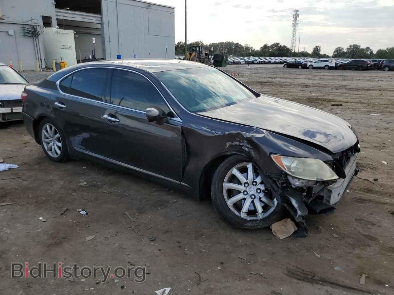 2008 LEXUS LS460 - VIN: JTHBL46F985079734 - Photo 4