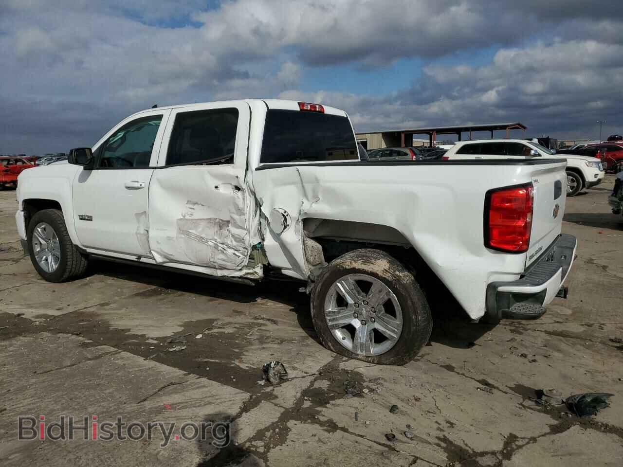 2018 CHEVROLET ALL Models - VIN: 3GCPCPECXJG390071 - Фото 2
