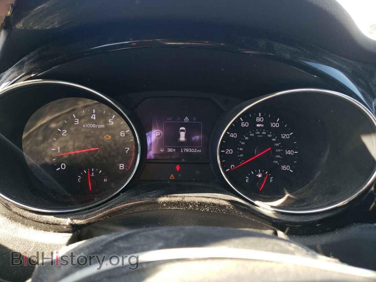 2016 KIA All Models - VIN: KNDMC5C19G6110854 - Фото 9