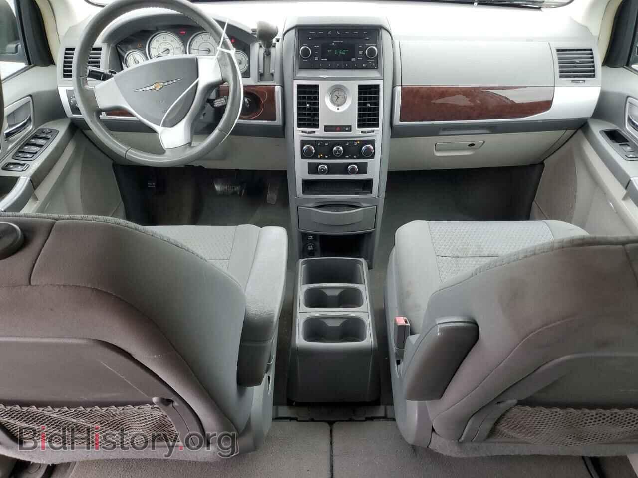 2010 CHRYSLER MINIVAN - VIN: 2A4RR5D13AR176992 - Фото 8