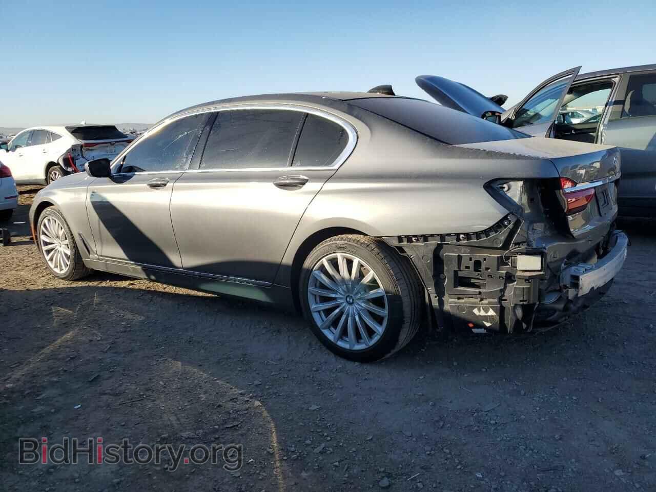 2017 BMW 7 SERIES - VIN: WBA7E2C51HG740319 - Фото 2