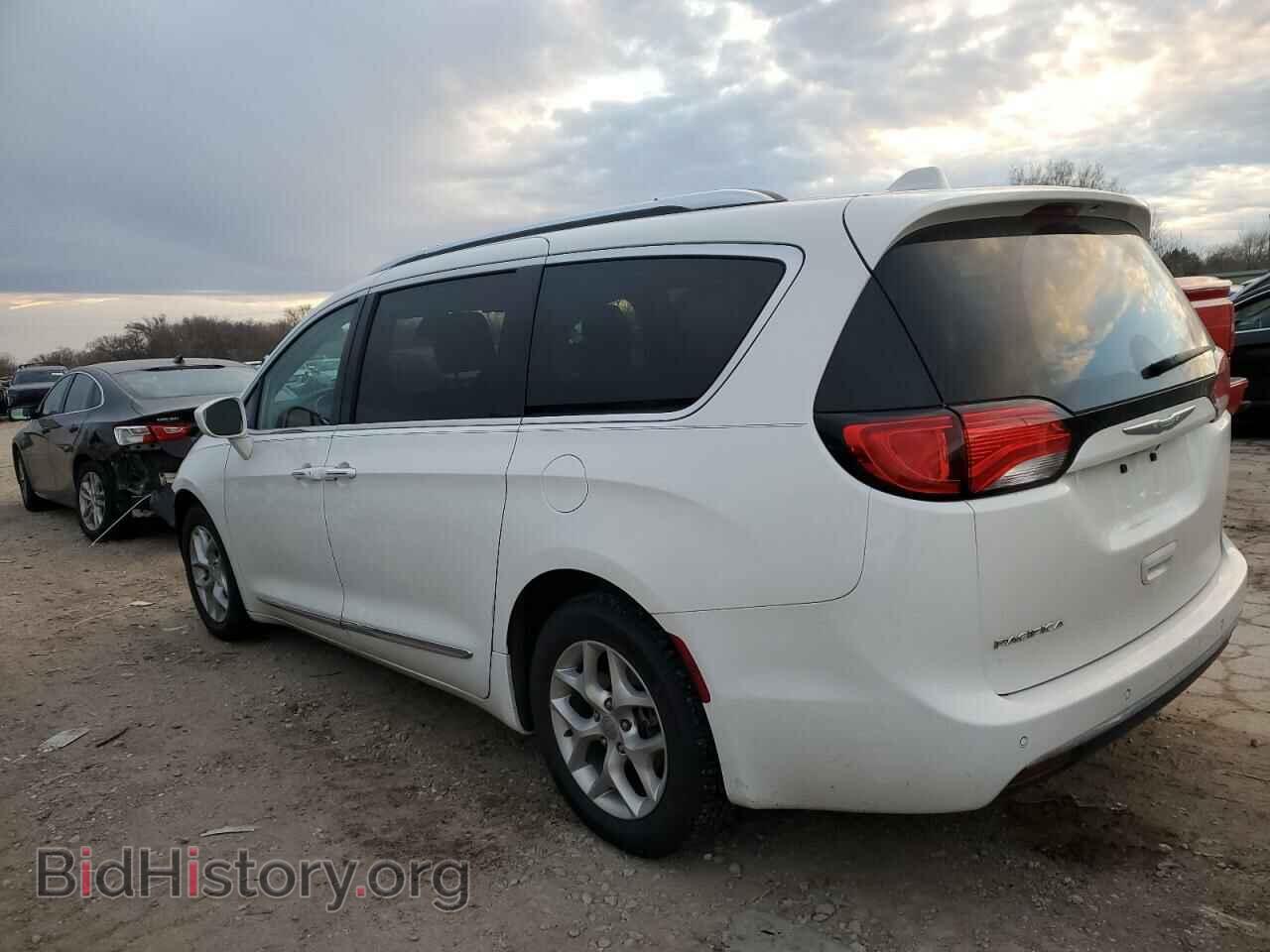 2017 CHRYSLER PACIFICA - VIN: 2C4RC1EG1HR704946 - Фото 2