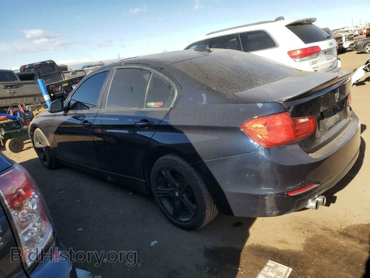 2013 BMW 3 SERIES - VIN: WBA3B3C56DJ810567 - Фото 2