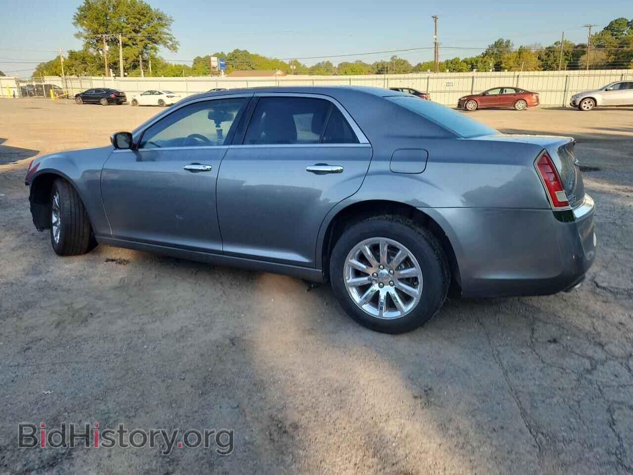 2012 CHRYSLER 300 - VIN: 2C3CCACG9CH198326 - Фото 2