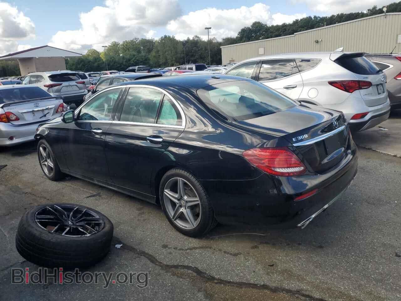 2017 MERCEDES-BENZ E-CLASS - VIN: WDDZF4KB2HA028535 - Фото 2