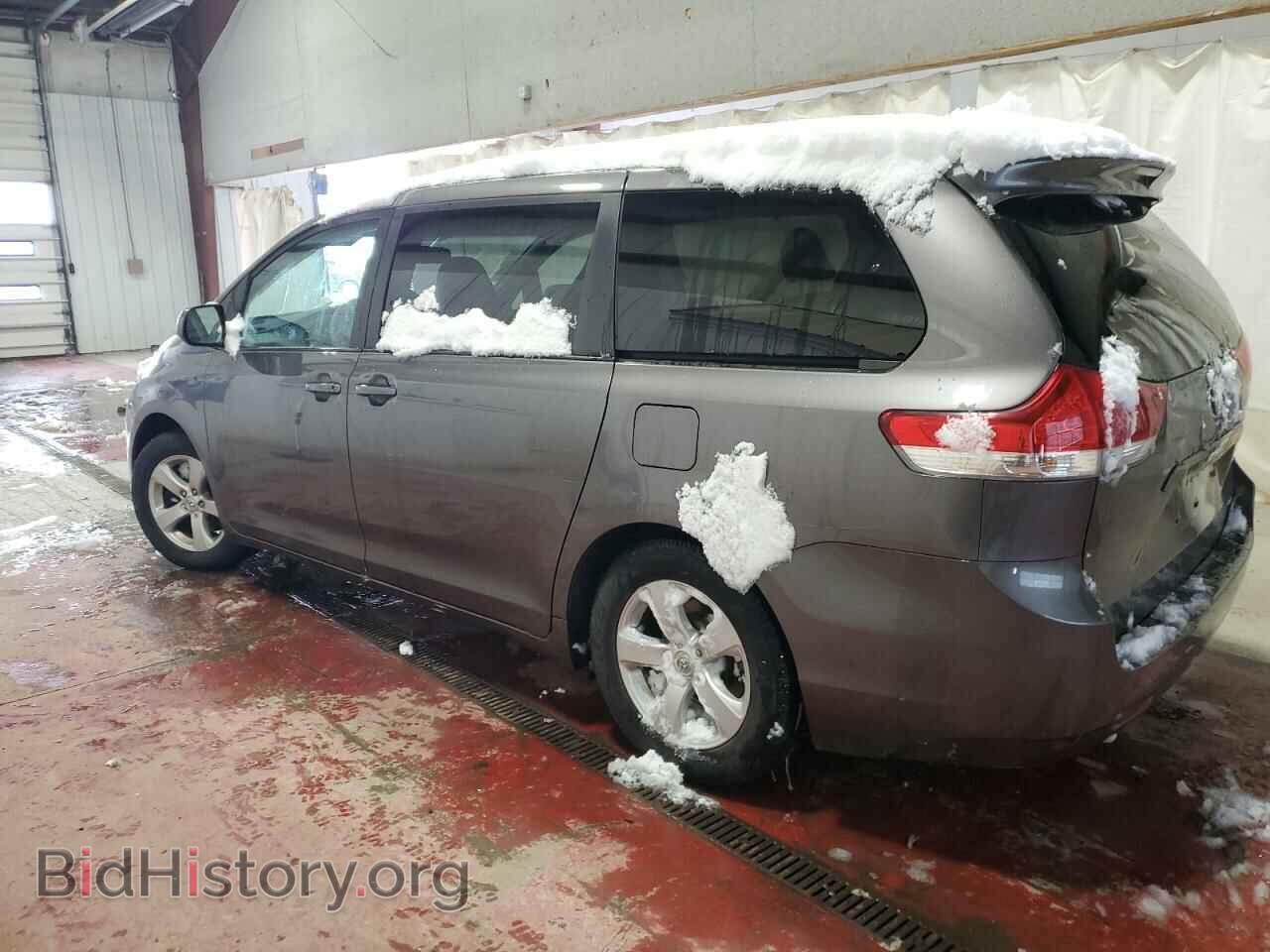 2011 TOYOTA All Models - VIN: 5TDKK3DC3BS033423 - Photo 2
